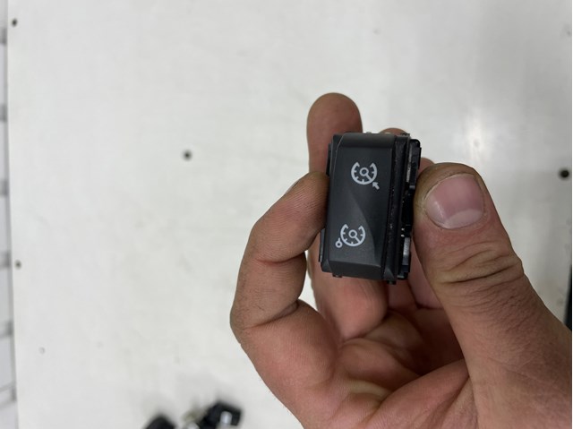 Переключатель круиз контроля 255502964R RENAULT