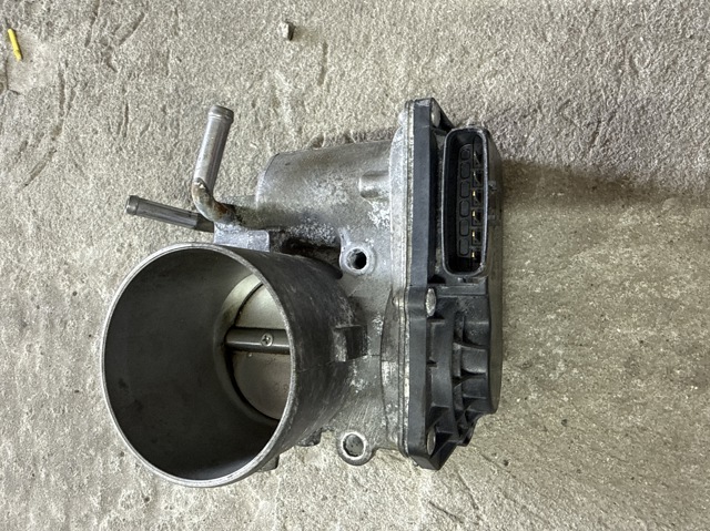 Дроссельная заслонка в сборе 351002E610 HYUNDAI