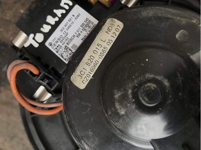 VAG 3C1820015L Вентилятор печки в наличии Черкассы