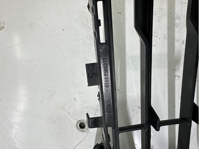 BMW 51117385277 Решетка бампера переднего левая в наличии Украина