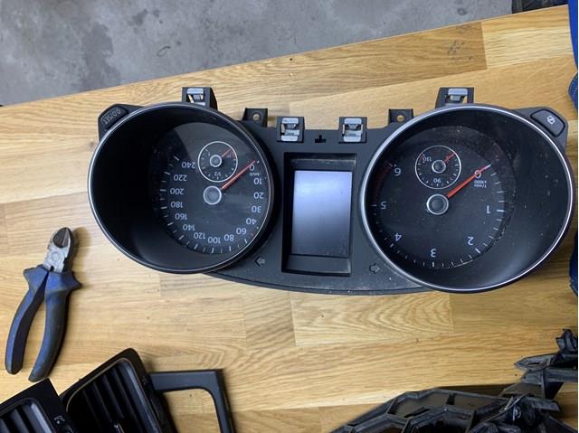 Приборная доска 5K0920860G VAG