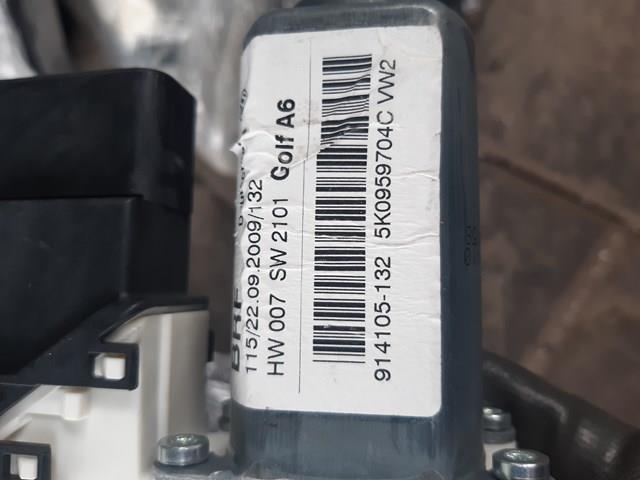 Моторчик стеклоподъемника двери задней, правой 5K0959704C VAG