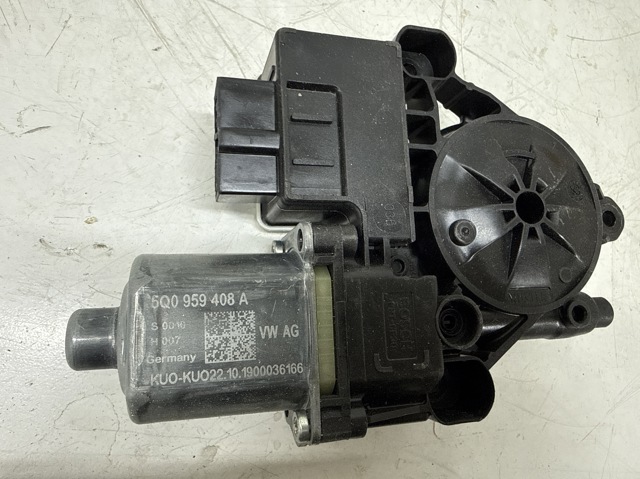 Моторчик стеклоподъемника двери задней, правой 5Q0959408A VAG