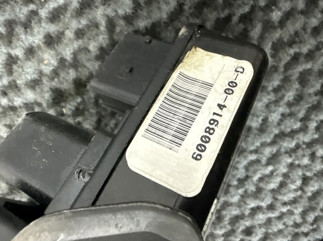 TESLA 600891400D Замок двери задней правой в наличии Каменское