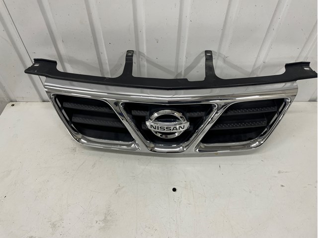 623108H700 NISSAN Решетка радиатора купить в Каменское