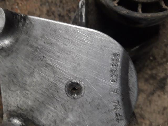 825809 PEUGEOT купить в Ровно