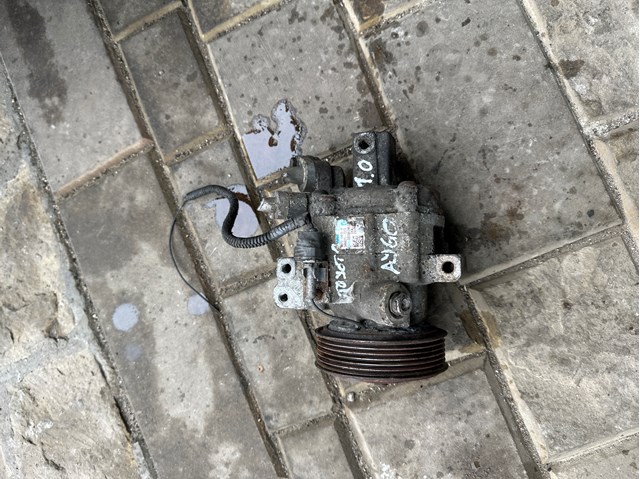 Компрессор кондиционера 883100H010 TOYOTA