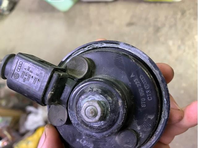 VAG 8T0951223A в наличии Ровно