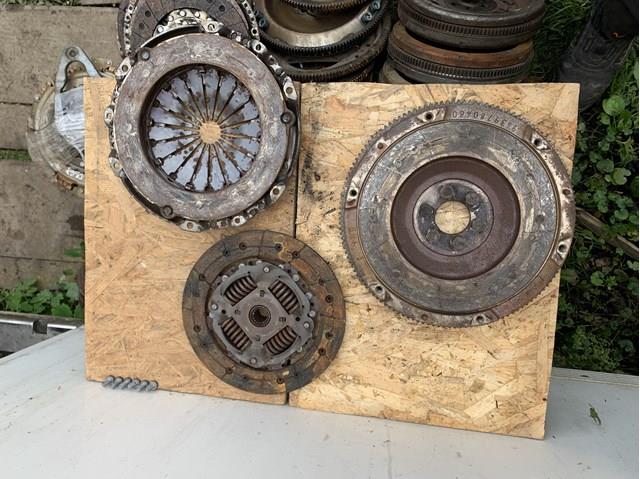 Маховик с зубчатым ободом 9639780480 PEUGEOT