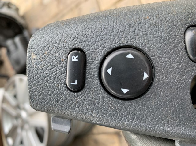 Регулятор зеркал A0045459207 MERCEDES