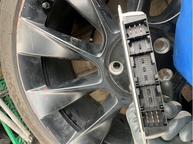 Модуль управления двигателем A1111531879 MERCEDES