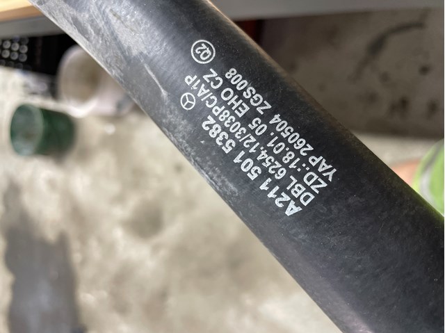 MERCEDES A2115015382 Патрубок радиатора в наличии Львов