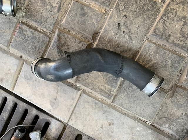 Шланг интеркуллера A2115280182 MERCEDES
