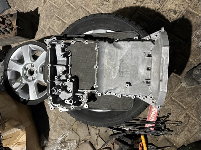 Поддон картера двигателя A6420140202 MERCEDES
