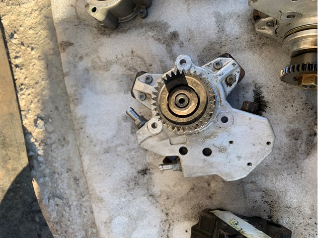 MERCEDES A6420701001 ТНВД в наличии Запорожье