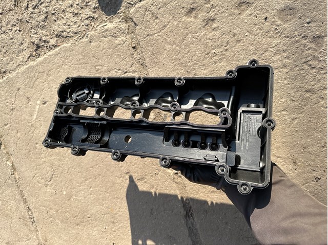 A6510108918 MERCEDES Клапанная крышка купить в Тернополь
