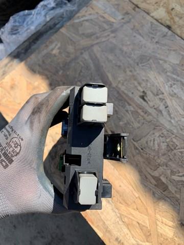 Блок предохранителей и реле Мерседес-бенц Спринтер I 2-t