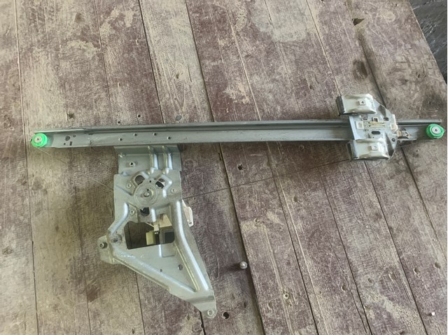 A9067200046 MERCEDES Механизм стеклоподъемника двери передней левой купить в Черновцы
