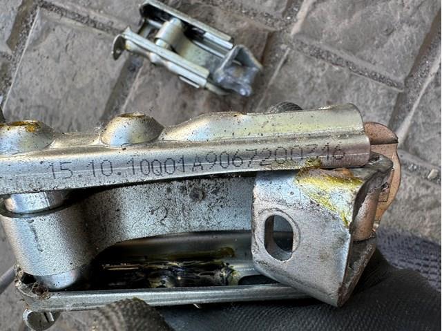 9067200316 MERCEDES Ограничитель двери купить в Павлоград