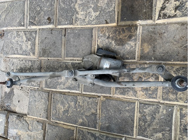 A9068200040 MERCEDES Трапеция стеклоочистителя купить в Николаев