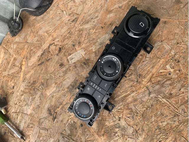 Механизм управления кондиционером A9068302885 MERCEDES