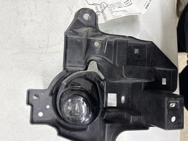 Противотуманная фара левая B63B51690 MAZDA