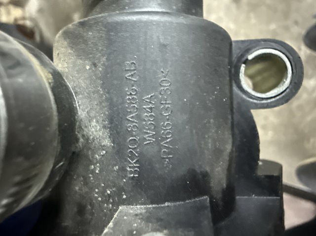 Корпус термостата BK2Q8A586AB FORD