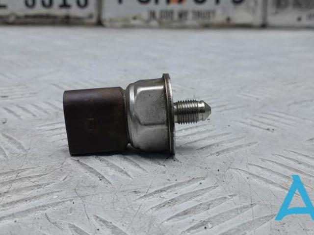 03C906051C Датчик давления топлива купить Тернополь