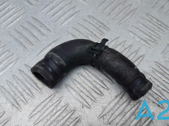 Трубопроводы и шланги системы охлаждения Audi A8 D3