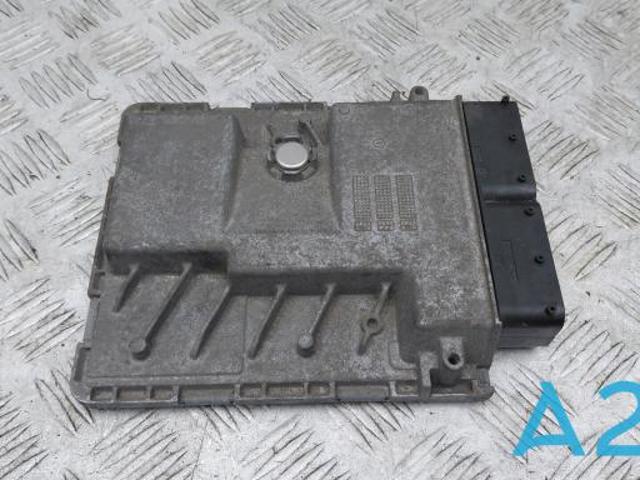 Модуль управления двигателем 06E907425 VAG