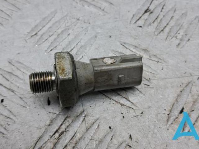 Датчик указателя давления масла 06E919081D VAG