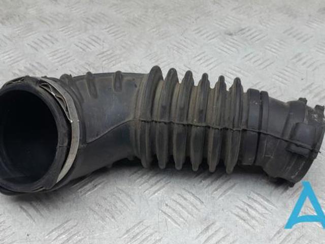 Воздухозаборник воздушного фильтра 06H129629C VAG