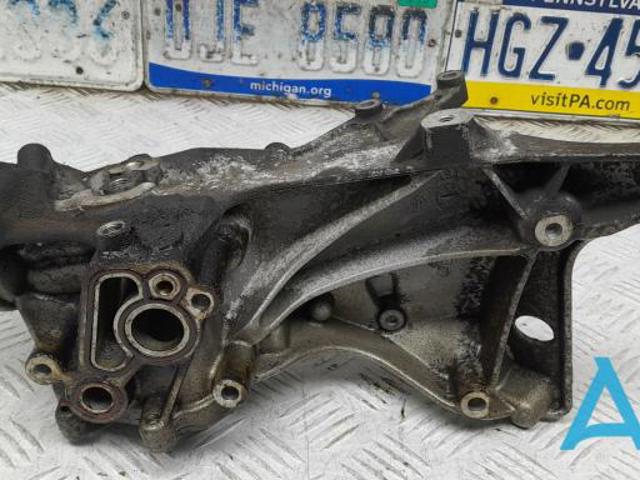 Крепление генератора 06H903143H VAG