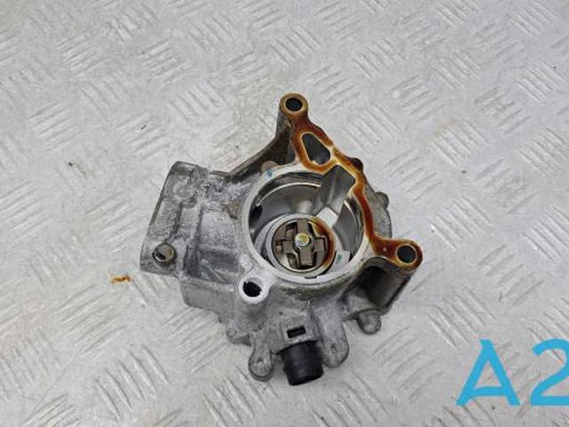 Вакуумный насос 06K145100CB VAG