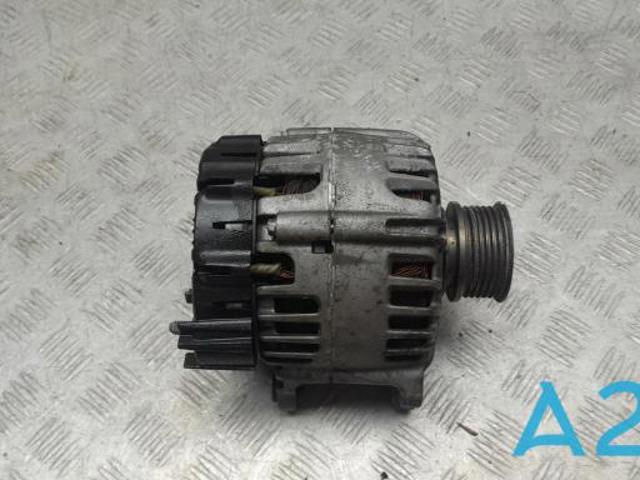 Генератор автомобильный 06M903027B VAG