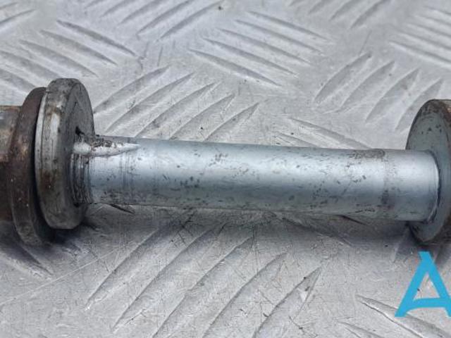 Болт крепления переднего рычага, нижнего 07129907861 BMW