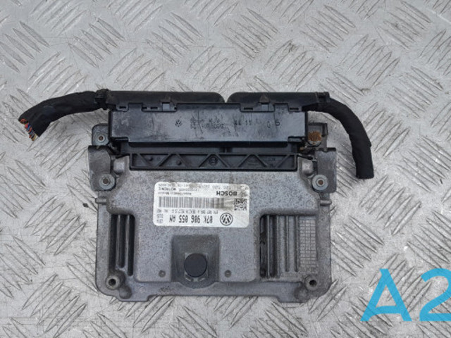 Электронный блок управления двигателем 07K906055AN VAG