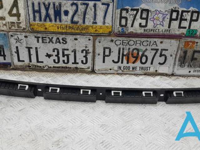 Кронштейн бампера заднего, центральный 103484400C TESLA