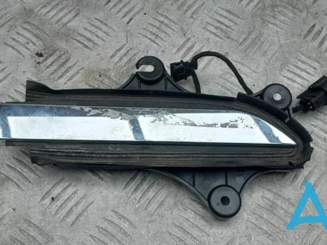 Ручка двери передней наружная правая 103541900E TESLA