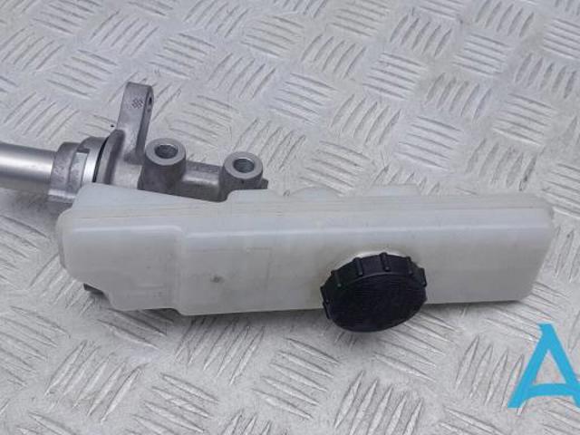 TESLA 104467300B Цилиндр тормозной главный в наличии Львов