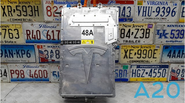Модуль управления (ЭБУ) заряда основной батареи 105513902A TESLA