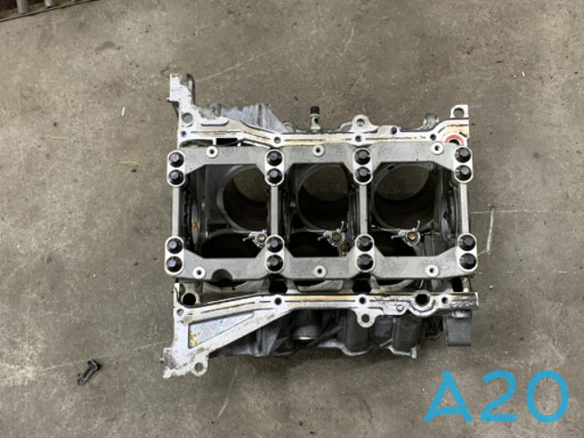 NISSAN 110009HP0A в наличии Черкассы