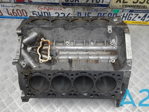 Блок цилиндров двигателя 11112296651 BMW