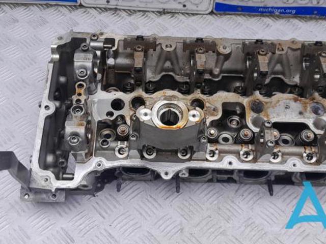 Головка блока цилиндров 11122906618 BMW