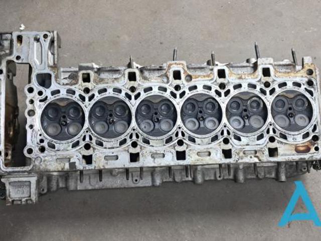 Головка блока цилиндров (ГБЦ) 11127646131 BMW