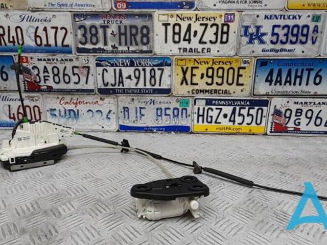 Внутренний дверной замок 112620000B TESLA