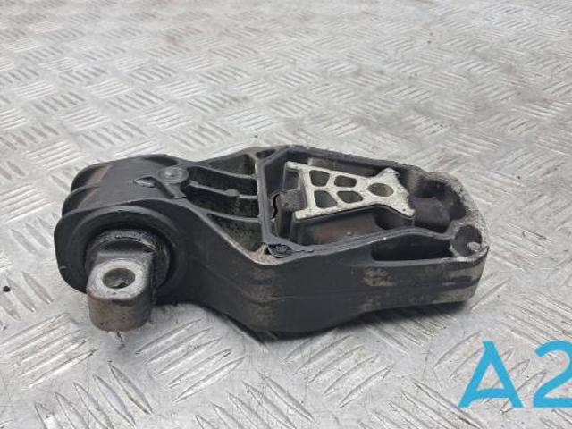 Подушка двигателя 113605DA0A NISSAN