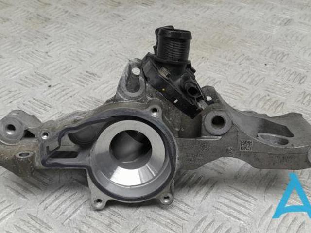 Водяной насос 11518601366 BMW