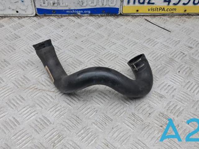 Патрубок системи охолодження 11537649394 BMW
