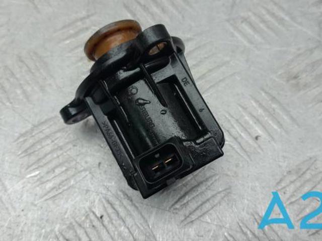 Клапан преобразователь давления наддува (соленоид)  11657601058 BMW